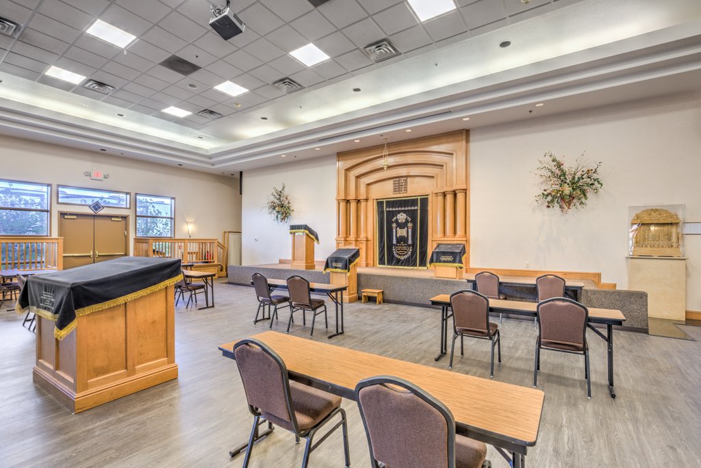 Chabad of Southern Nevada-12.jpg-SMALL
