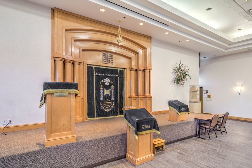 Chabad of Southern Nevada-14.jpg-SMALL